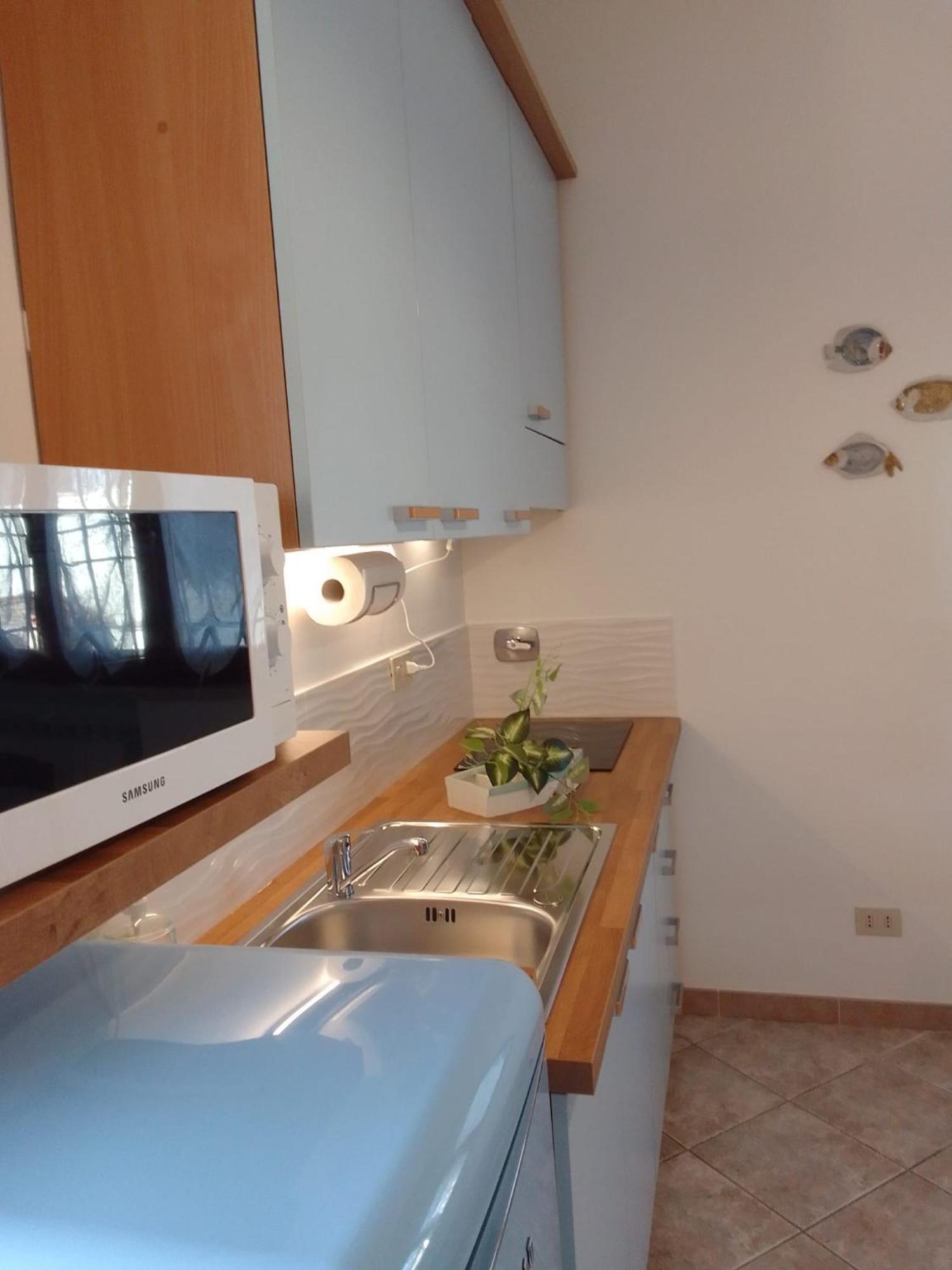 A Casa Di Iole Apartment Фиумичино Екстериор снимка