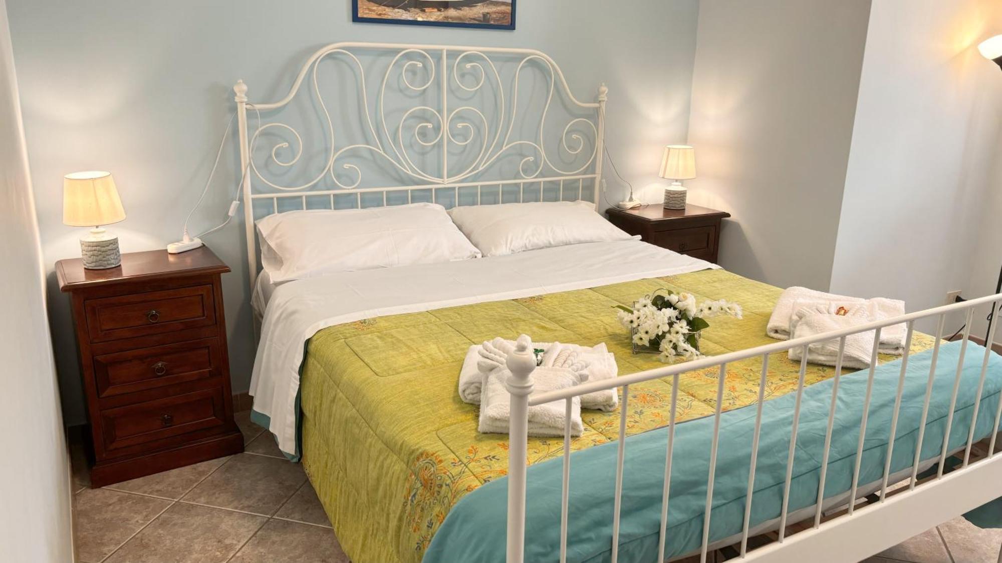 A Casa Di Iole Apartment Фиумичино Екстериор снимка